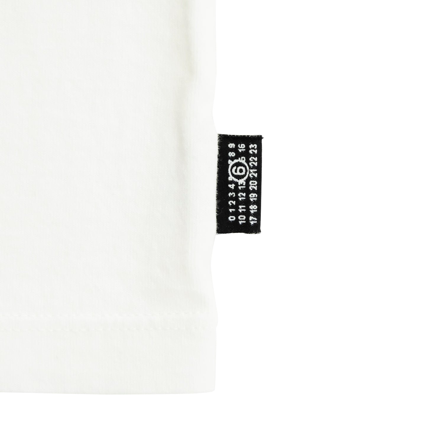 
                  
                    VINTAGE JERSEY T-SHIRT
                  
                