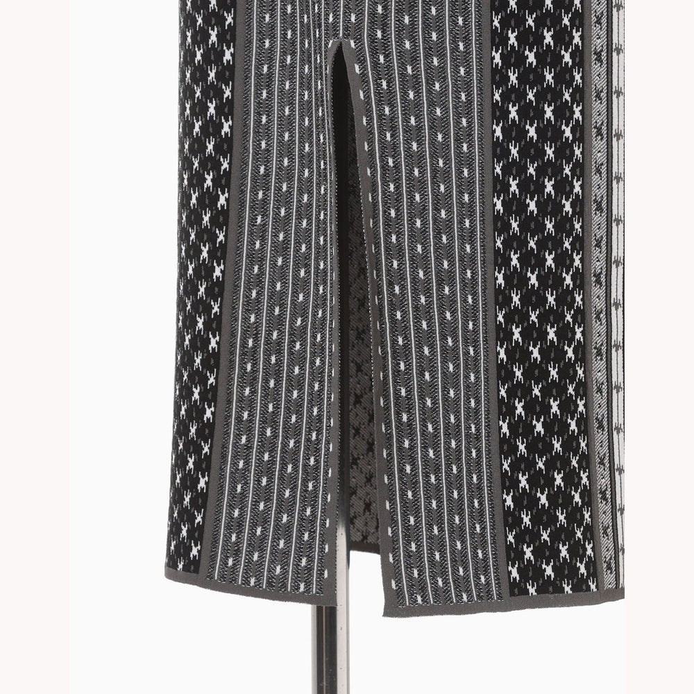 Geometric Pattern Knitted Skirt-gray- – OBLIGE