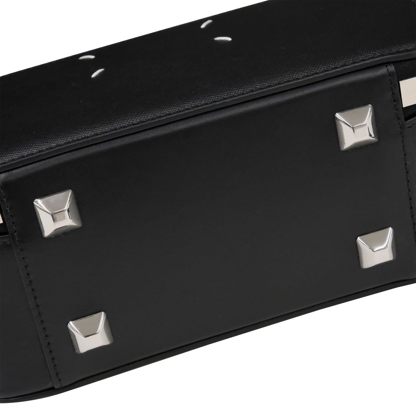 
                  
                    DOLL CAMERA BAG SMALL
                  
                