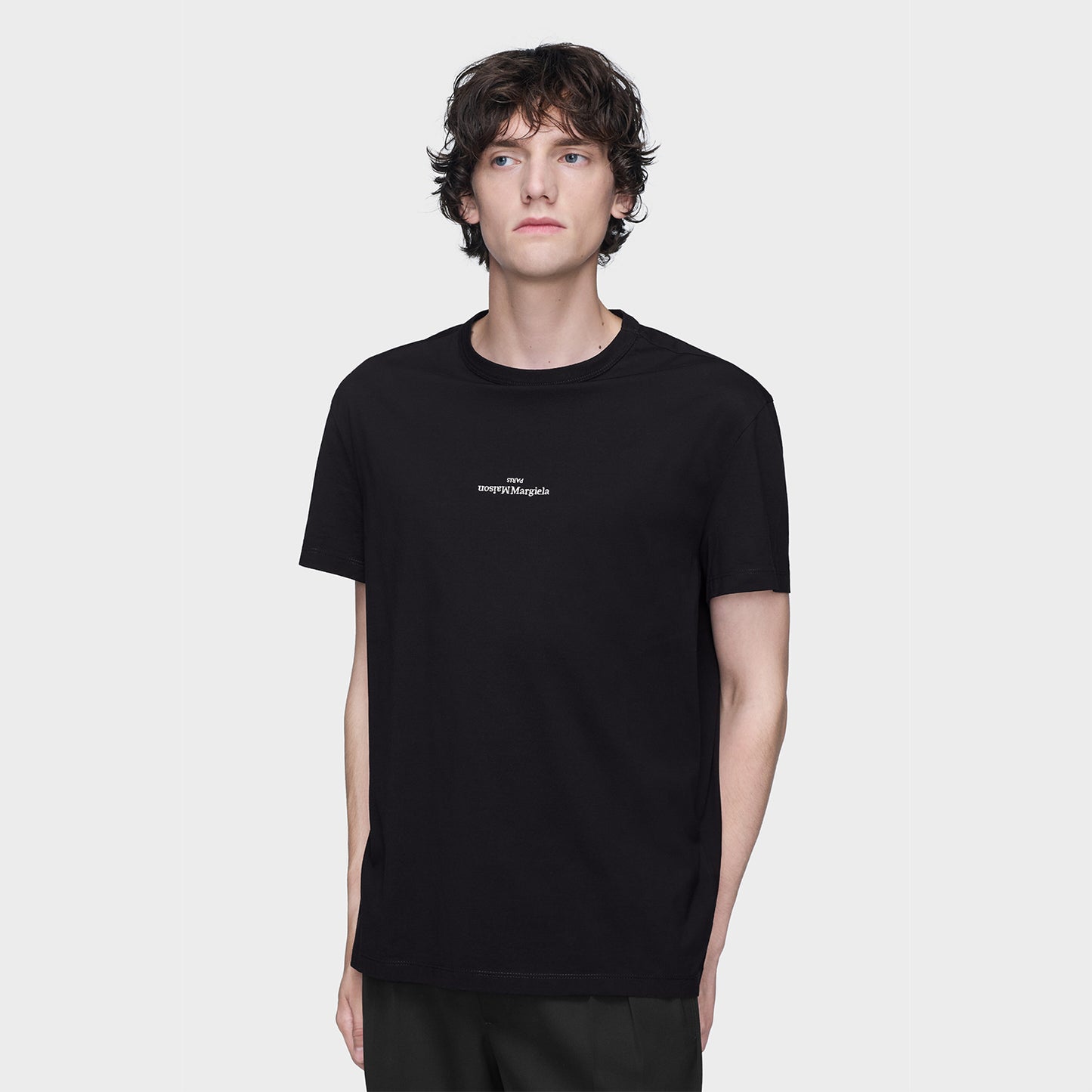 
                  
                    DISTORTED LOGO T-SHIRT
                  
                