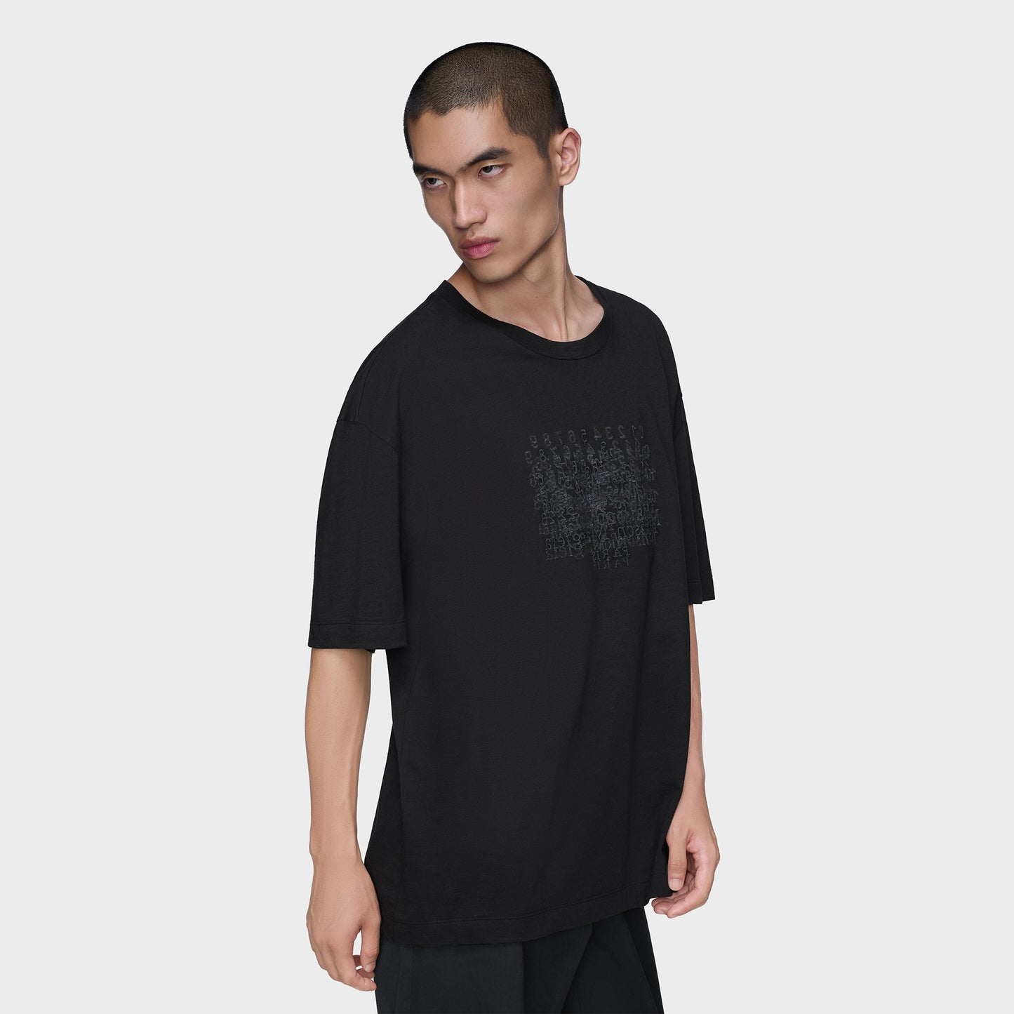 
                  
                    COTTON NUMERICAL T-SHIRT
                  
                