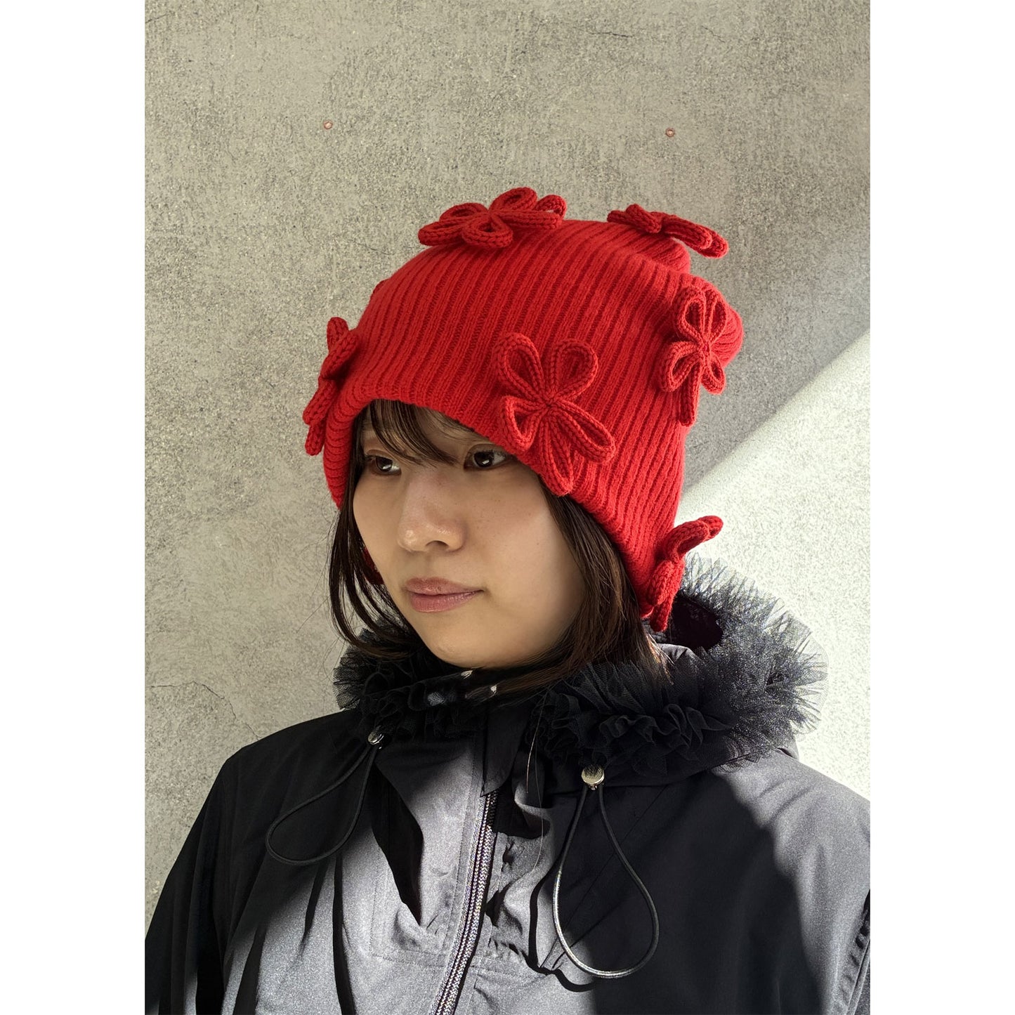 
                  
                    Flower-motif Knit hat
                  
                