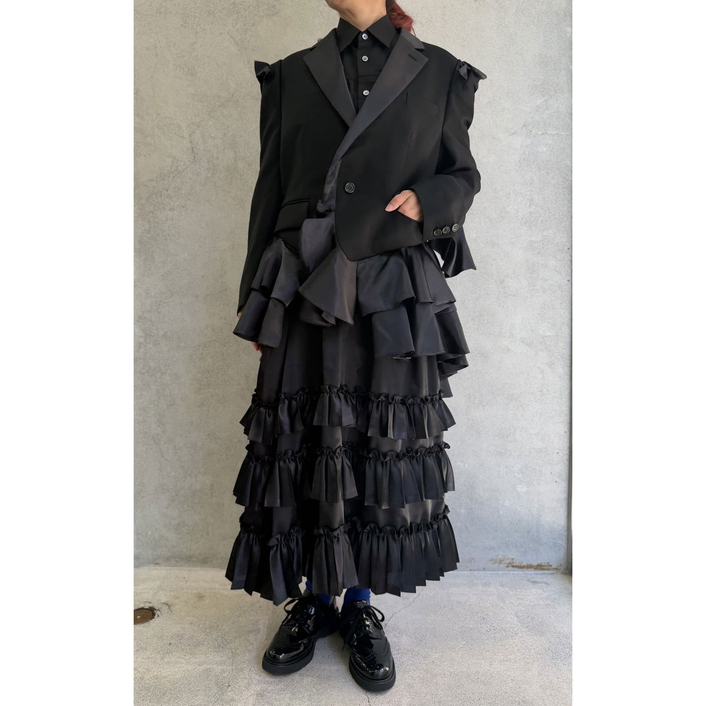
                  
                    swallowtail ruffle jacket
                  
                