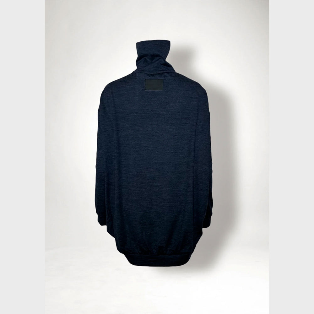 
                  
                    IVA NARROW SLEEVE HIGH-NECK
                  
                