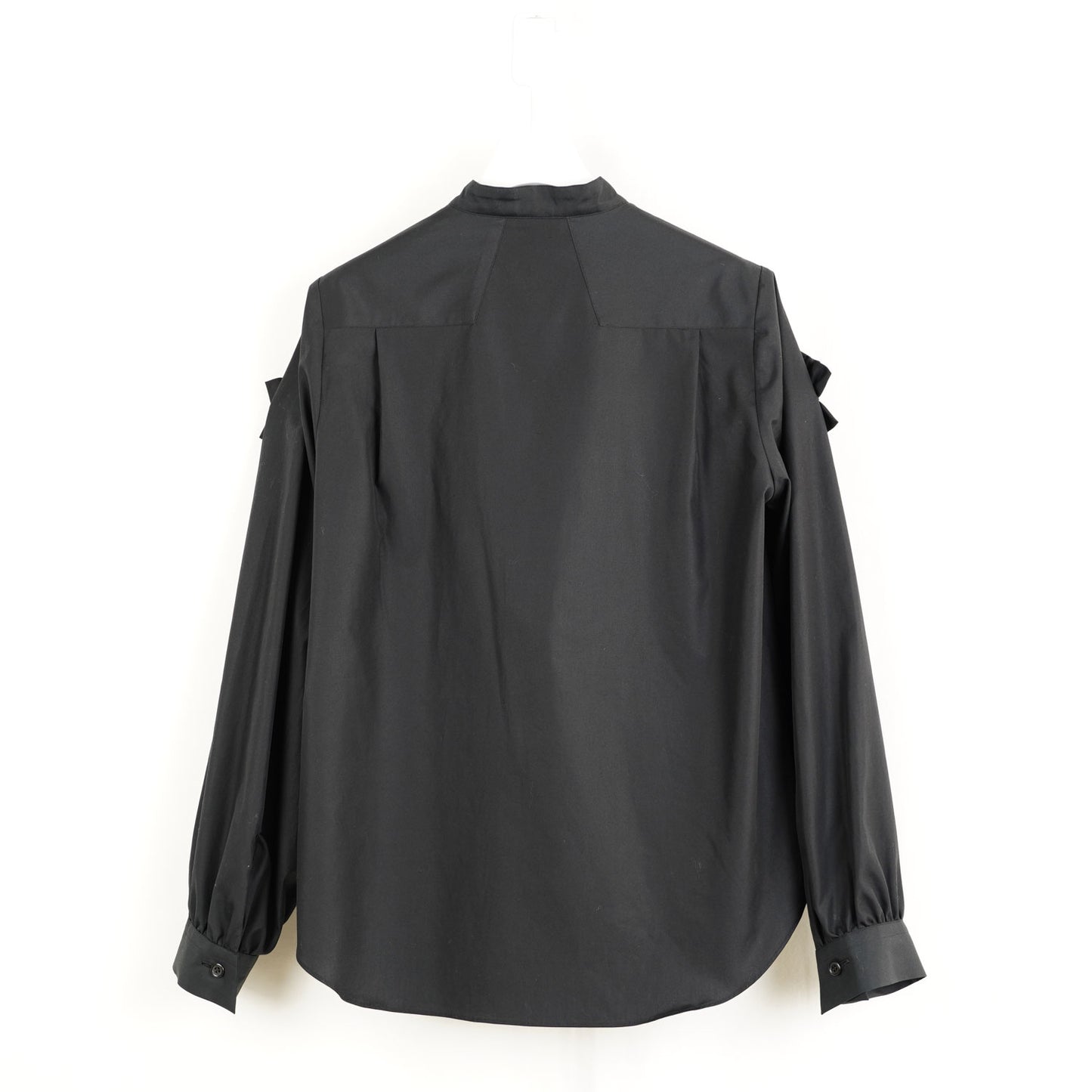 
                  
                    スターモチーフシャツ-BLACK-
                  
                