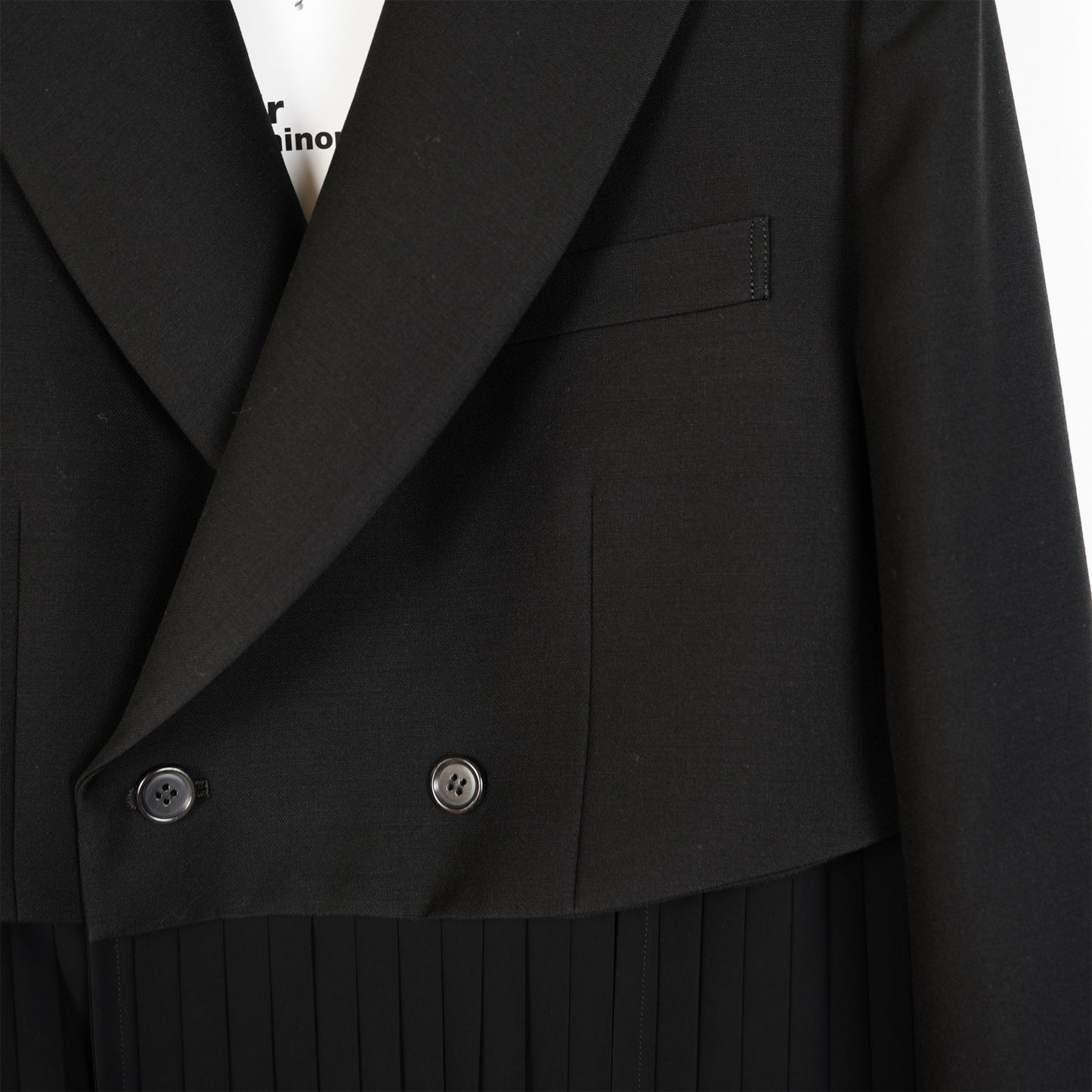 
                  
                    ウール×プリーツジョーゼットコート-BLACK-
                  
                