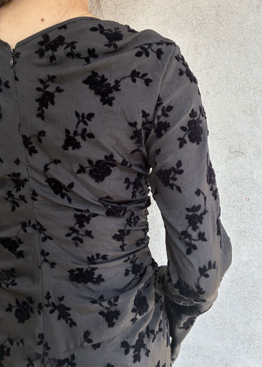 
                  
                    FLOCKED ROSE PRINT GATHERED DRESS
                  
                