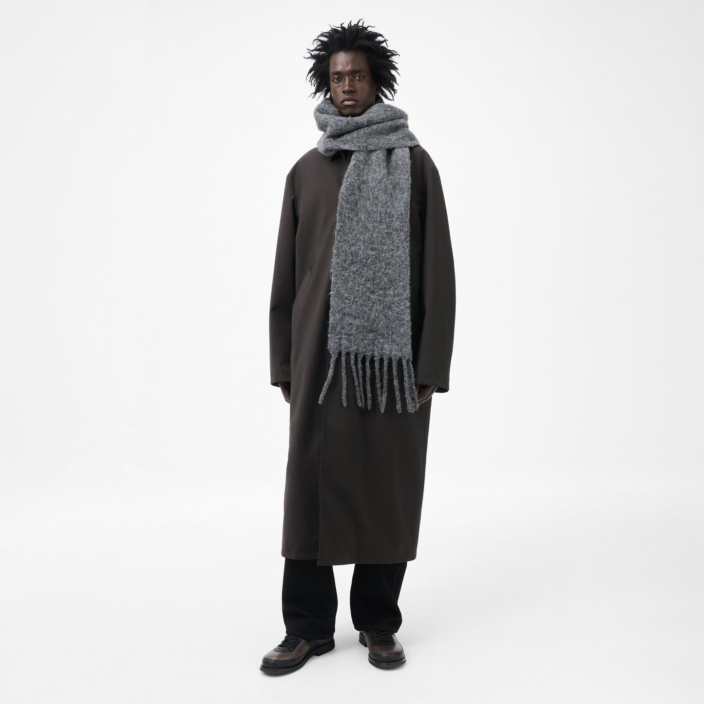 
                  
                    ESTATE SCARF
                  
                