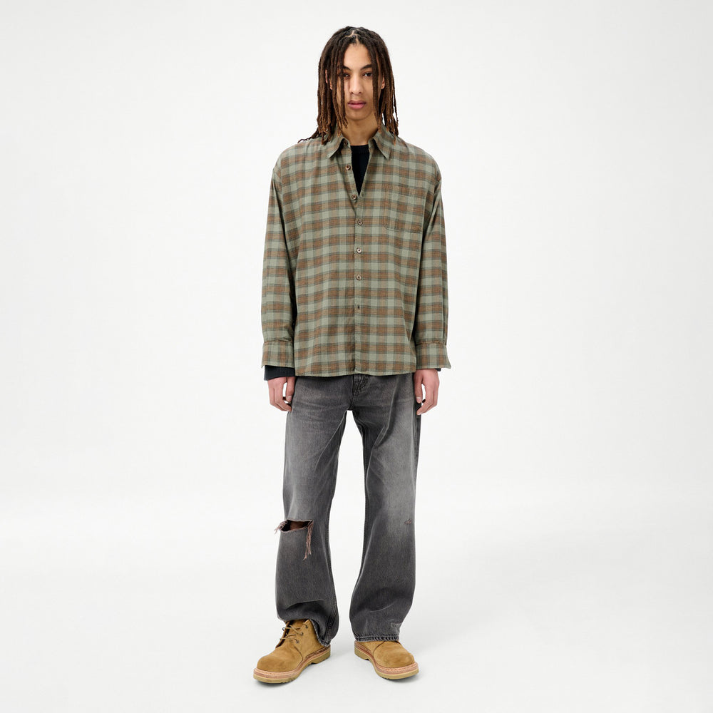 BORROWED SHIRT – OBLIGE