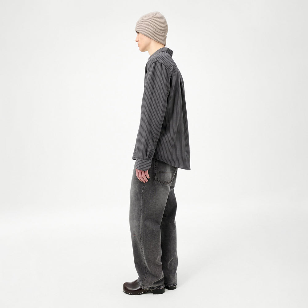 
                  
                    BEYOND SHIRT
                  
                