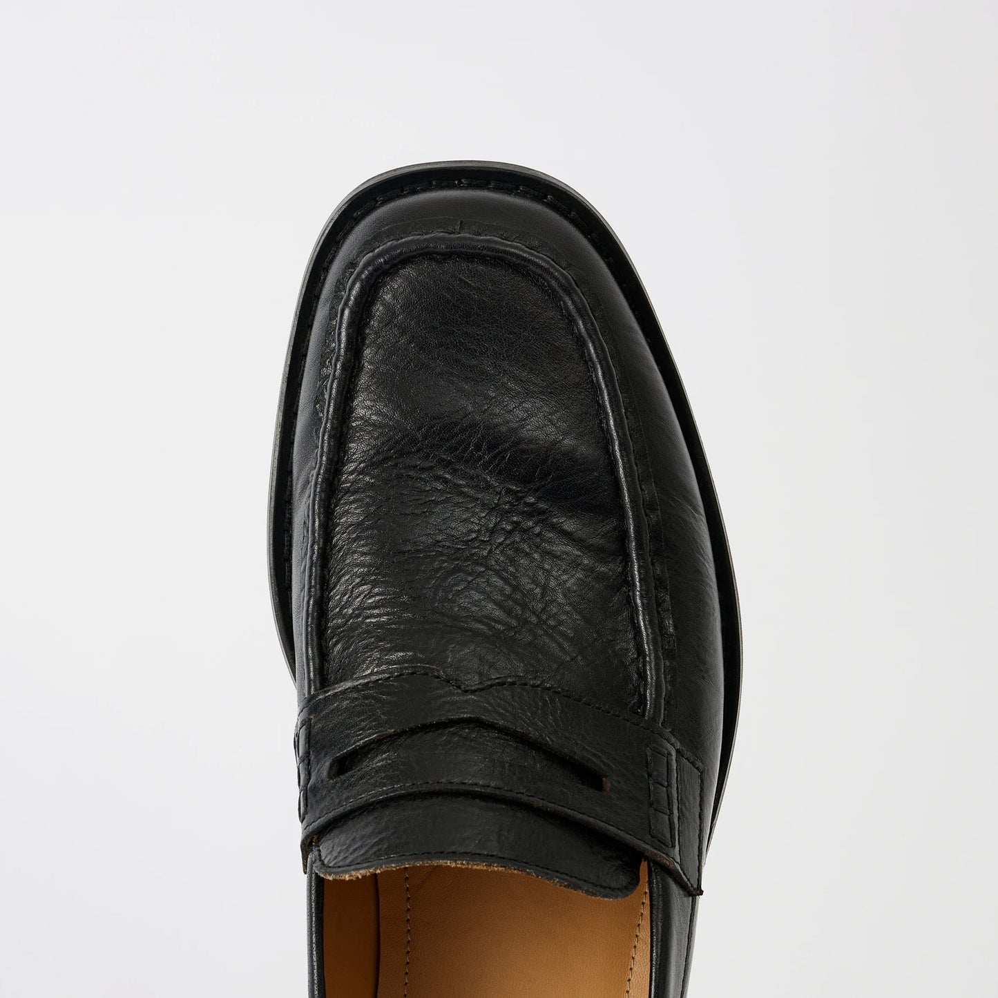 
                  
                    LIGHT LOAFER
                  
                