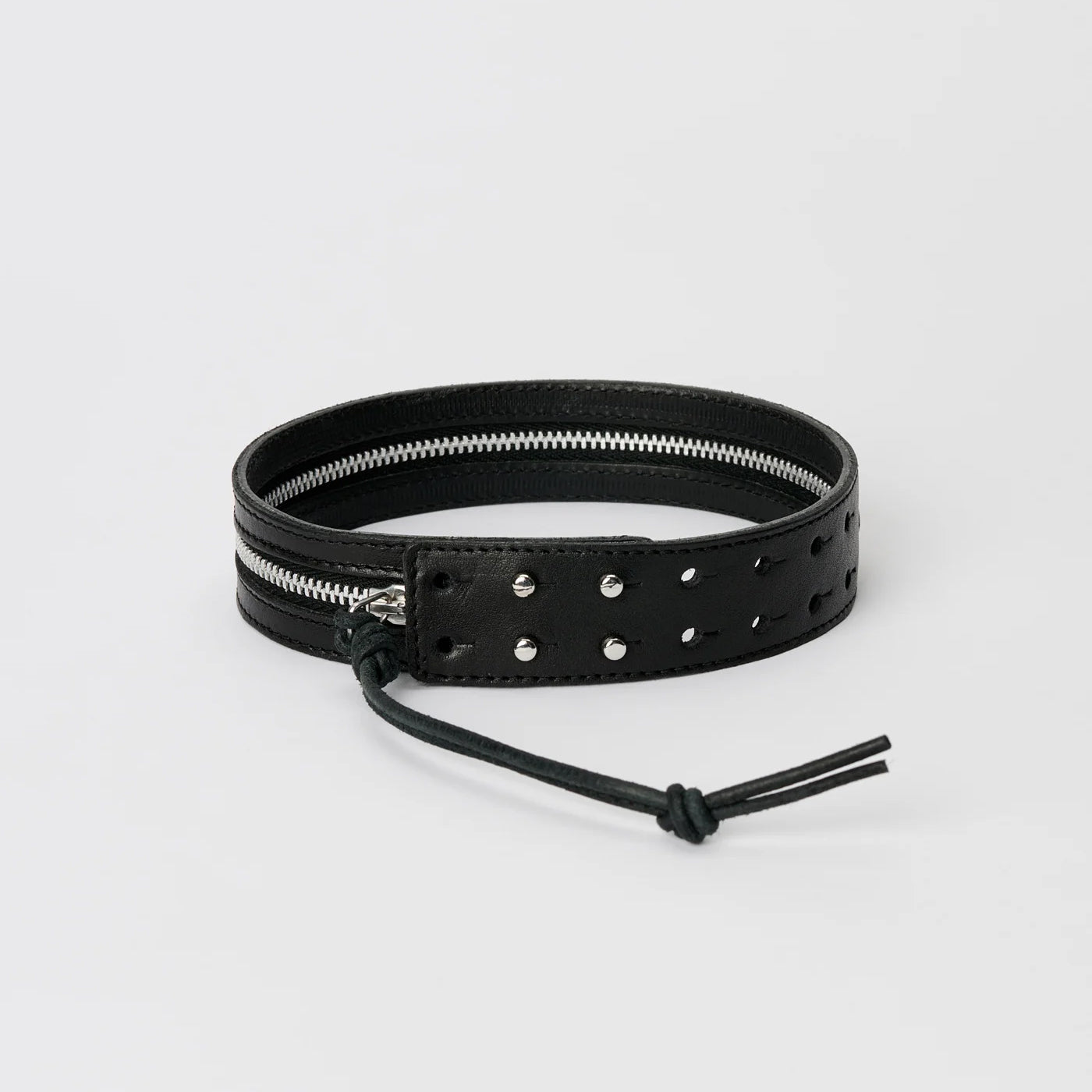 
                  
                    ZIPPED CHOKER
                  
                