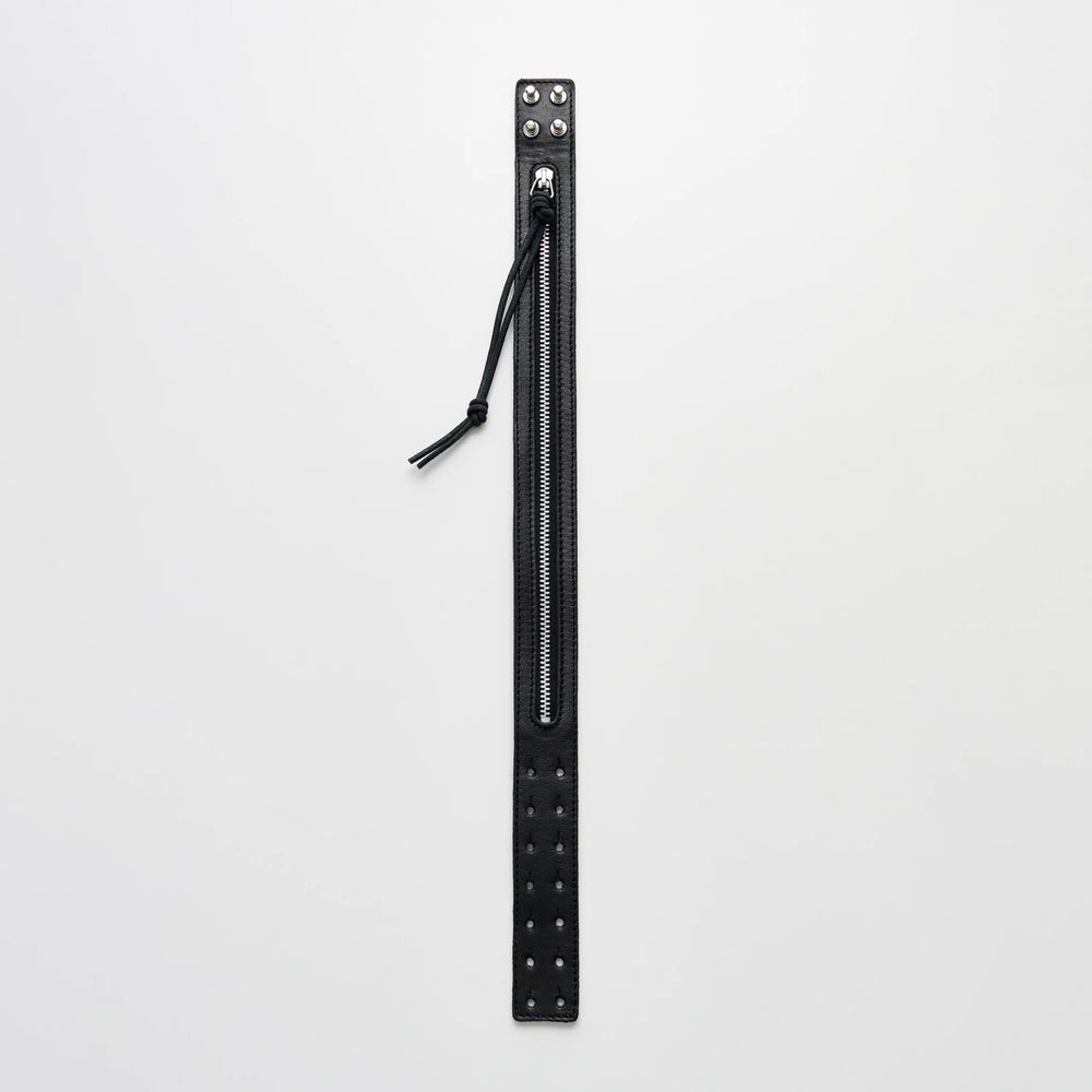 ZIPPED CHOKER – OBLIGE
