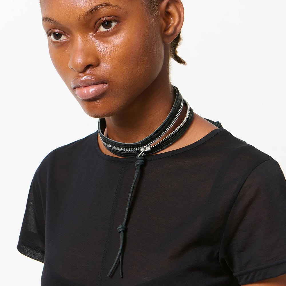 ZIPPED CHOKER – OBLIGE