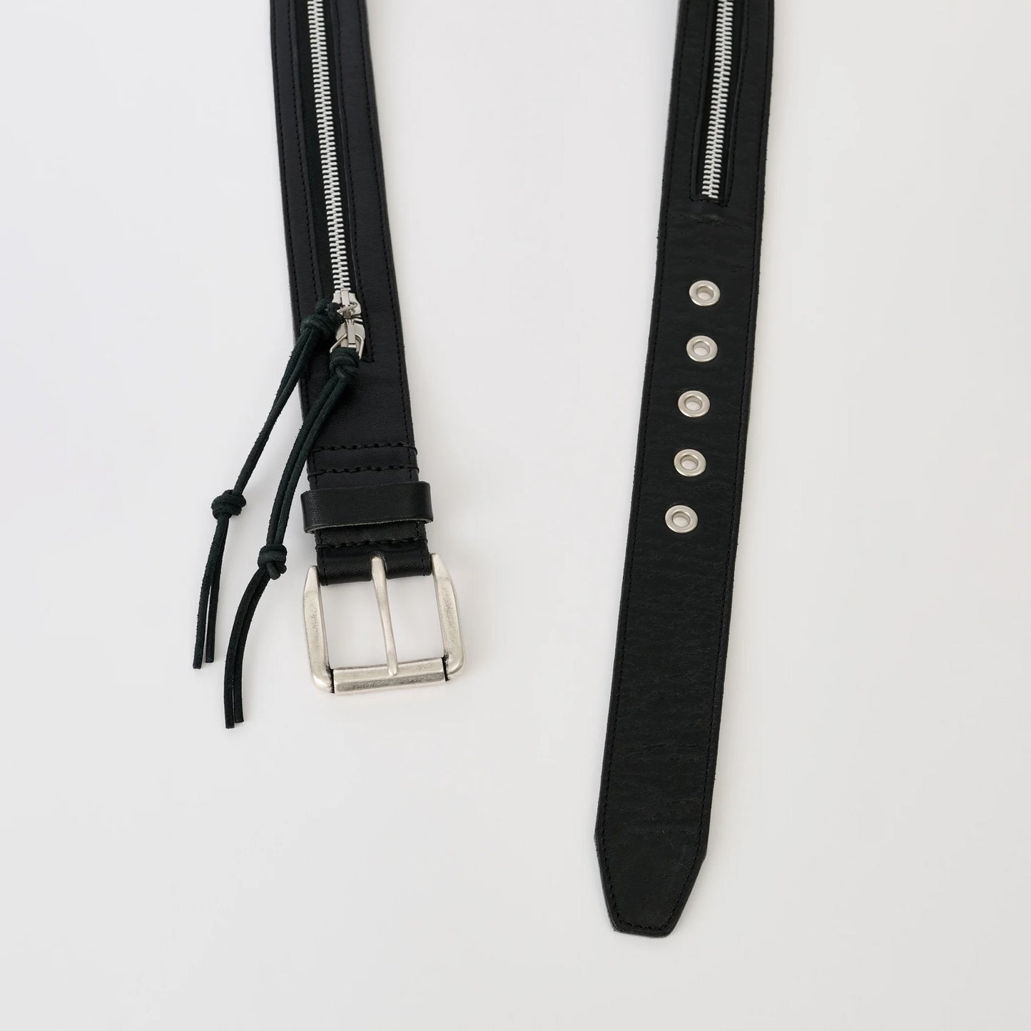 
                  
                    ZIPPED BELT
                  
                