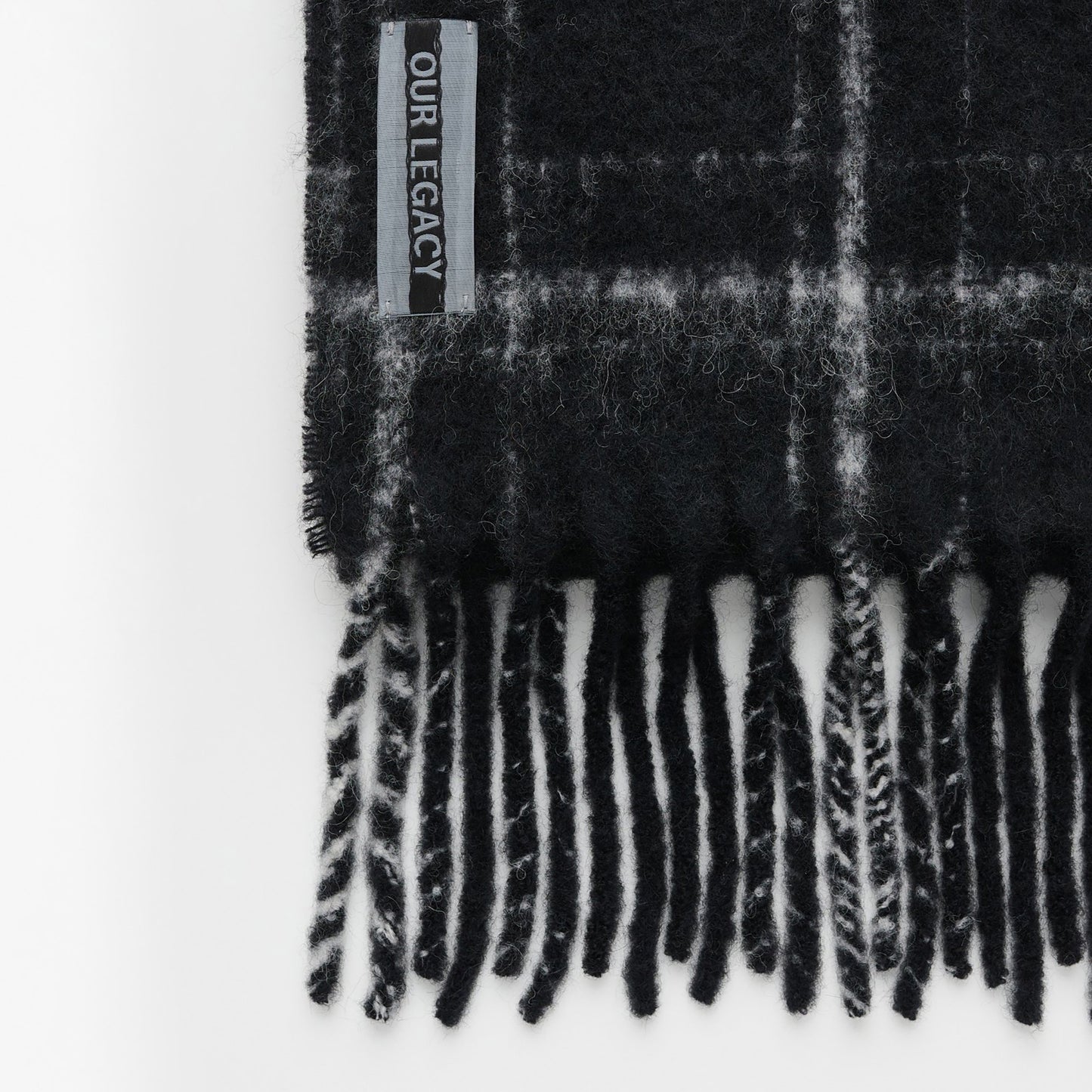 
                  
                    ESTATE SCARF
                  
                
