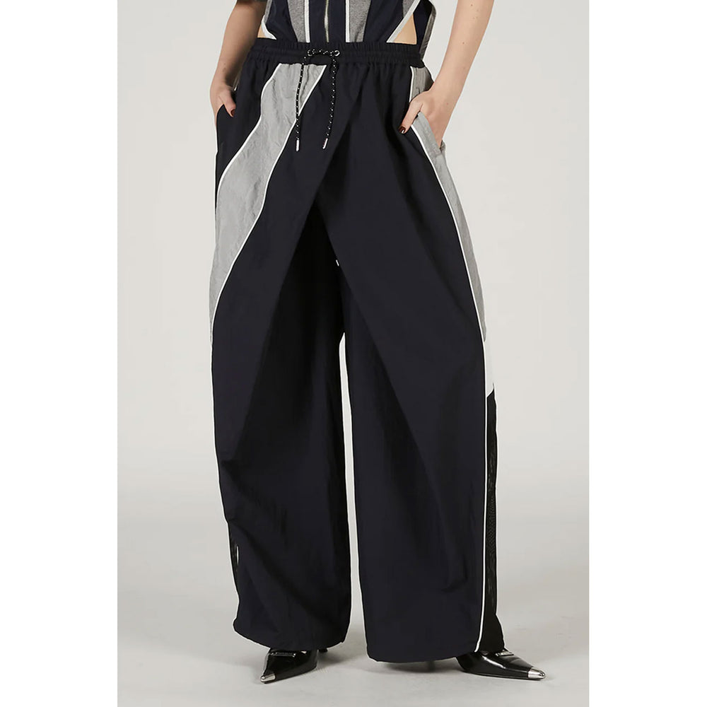 
                  
                    Deform Track Pants-NAVY-
                  
                