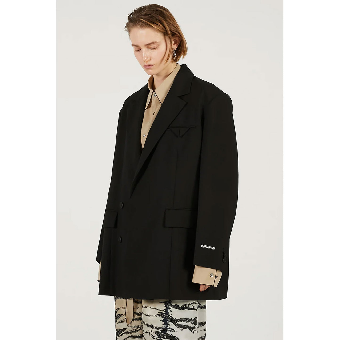 
                  
                    High Twist Wool Jacket-G.BGE-
                  
                