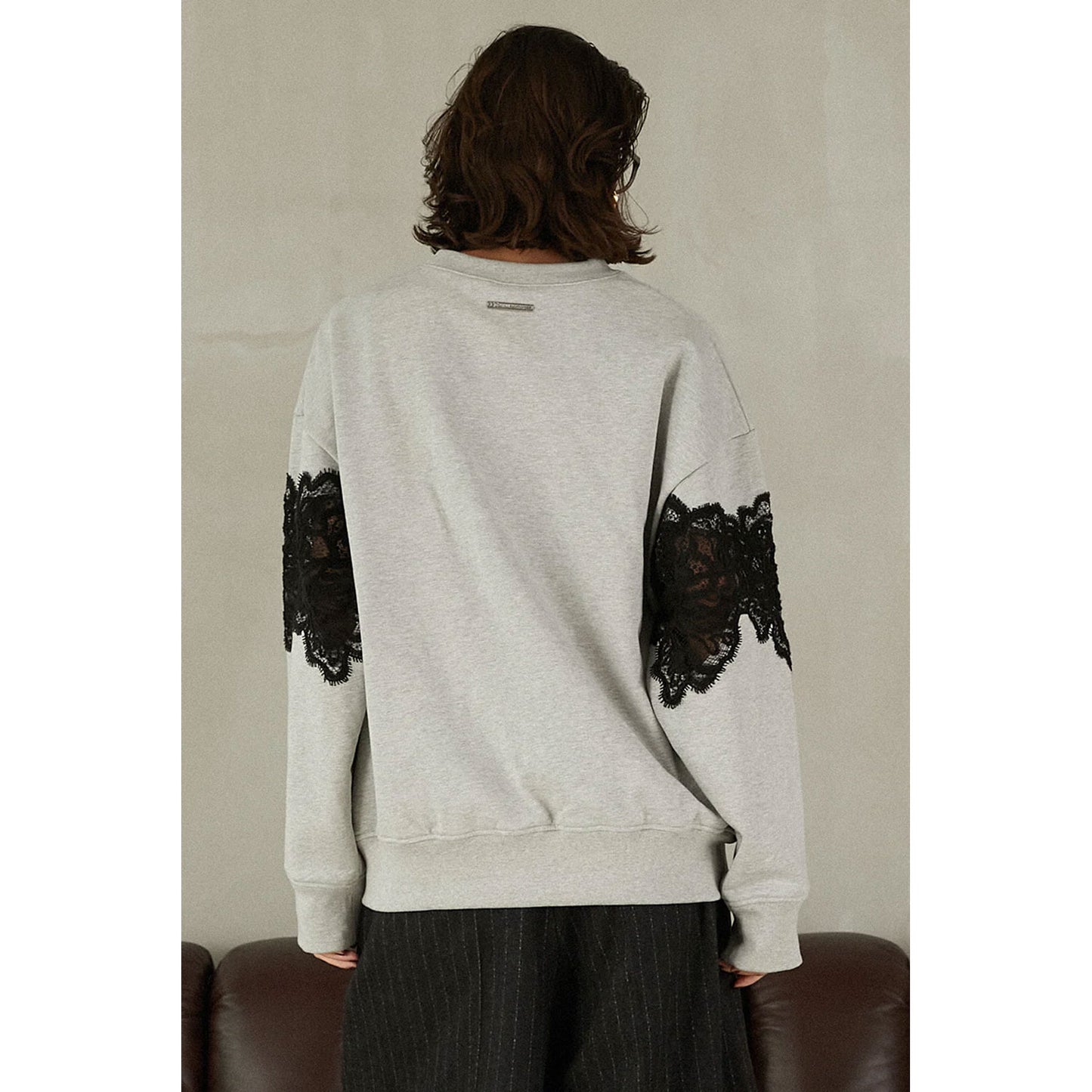 
                  
                    Lace Sweatshirt-GREY-
                  
                