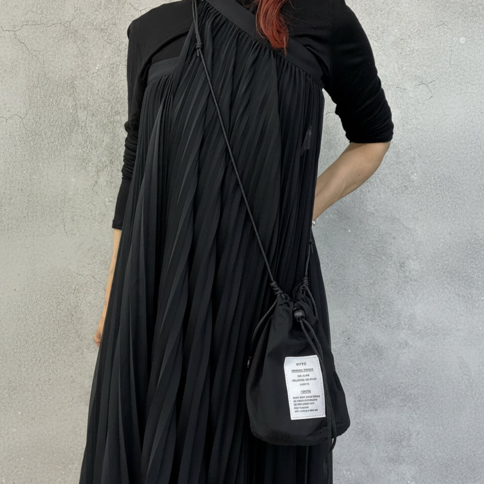 
                  
                    SHOULDER POUCH
                  
                