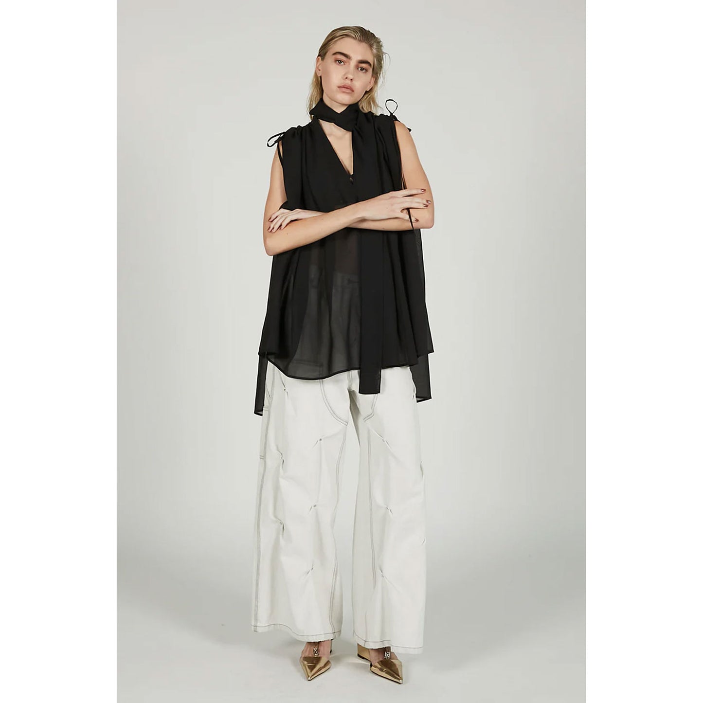 
                  
                    Scarf Neck Blouse-MLTI-
                  
                