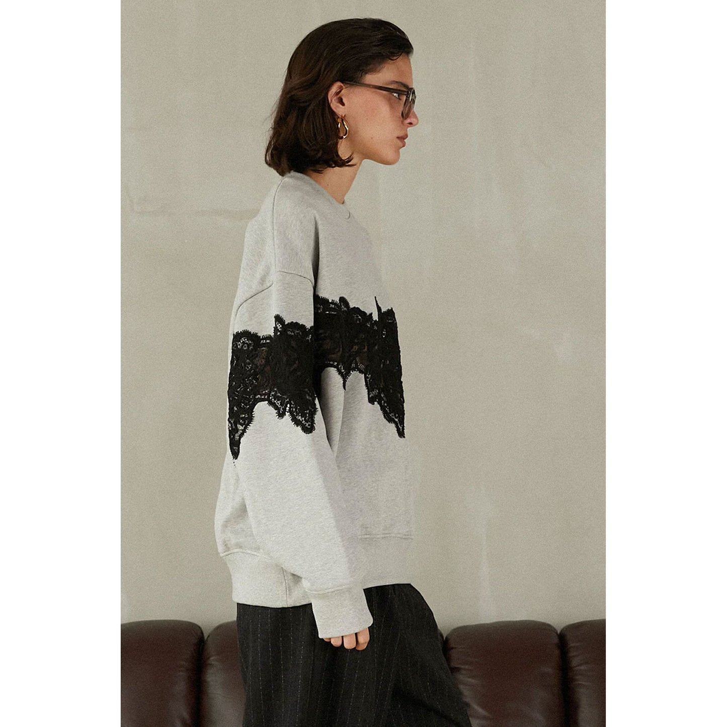 
                  
                    Lace Sweatshirt-GREY-
                  
                
