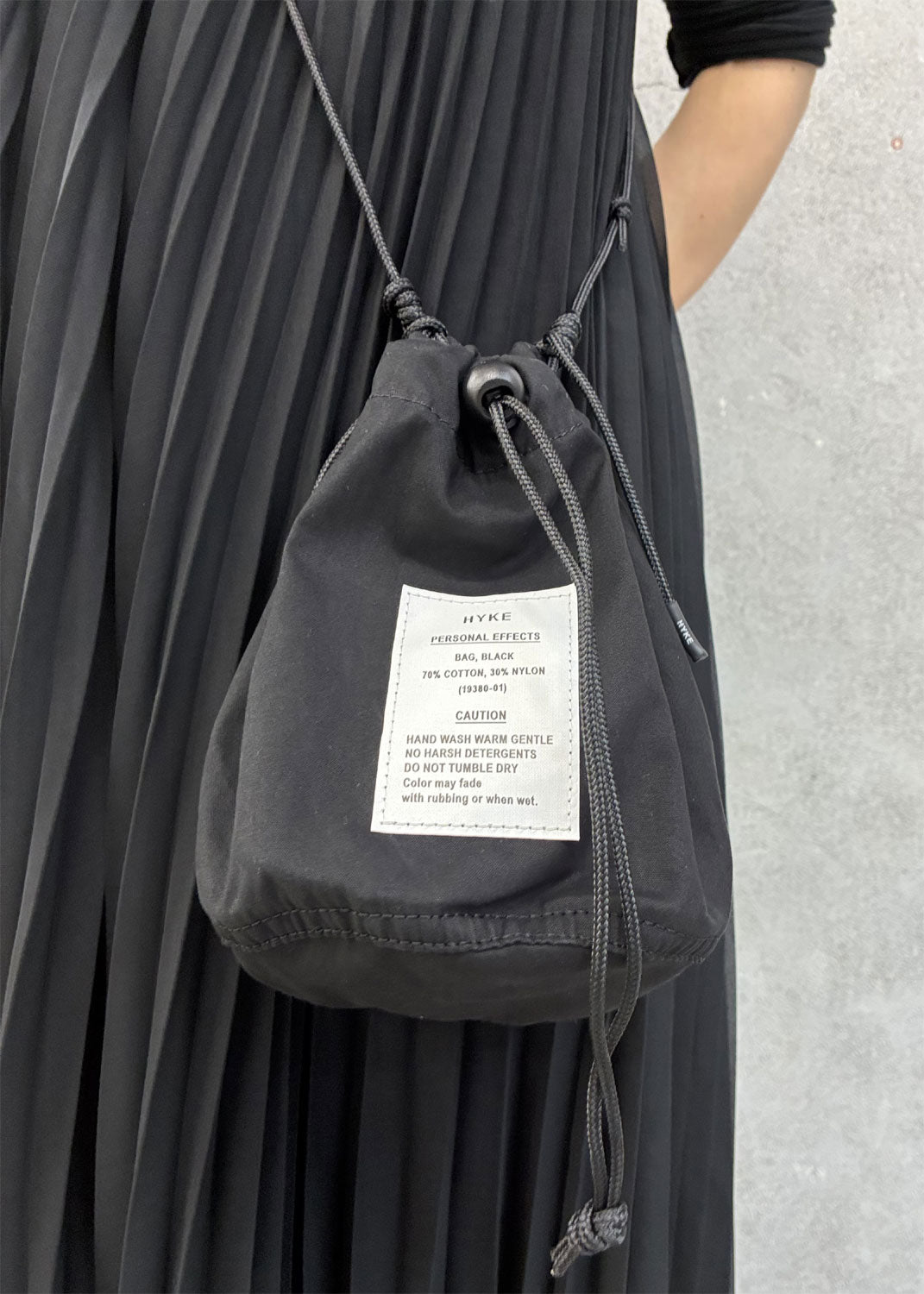 
                  
                    SHOULDER POUCH
                  
                