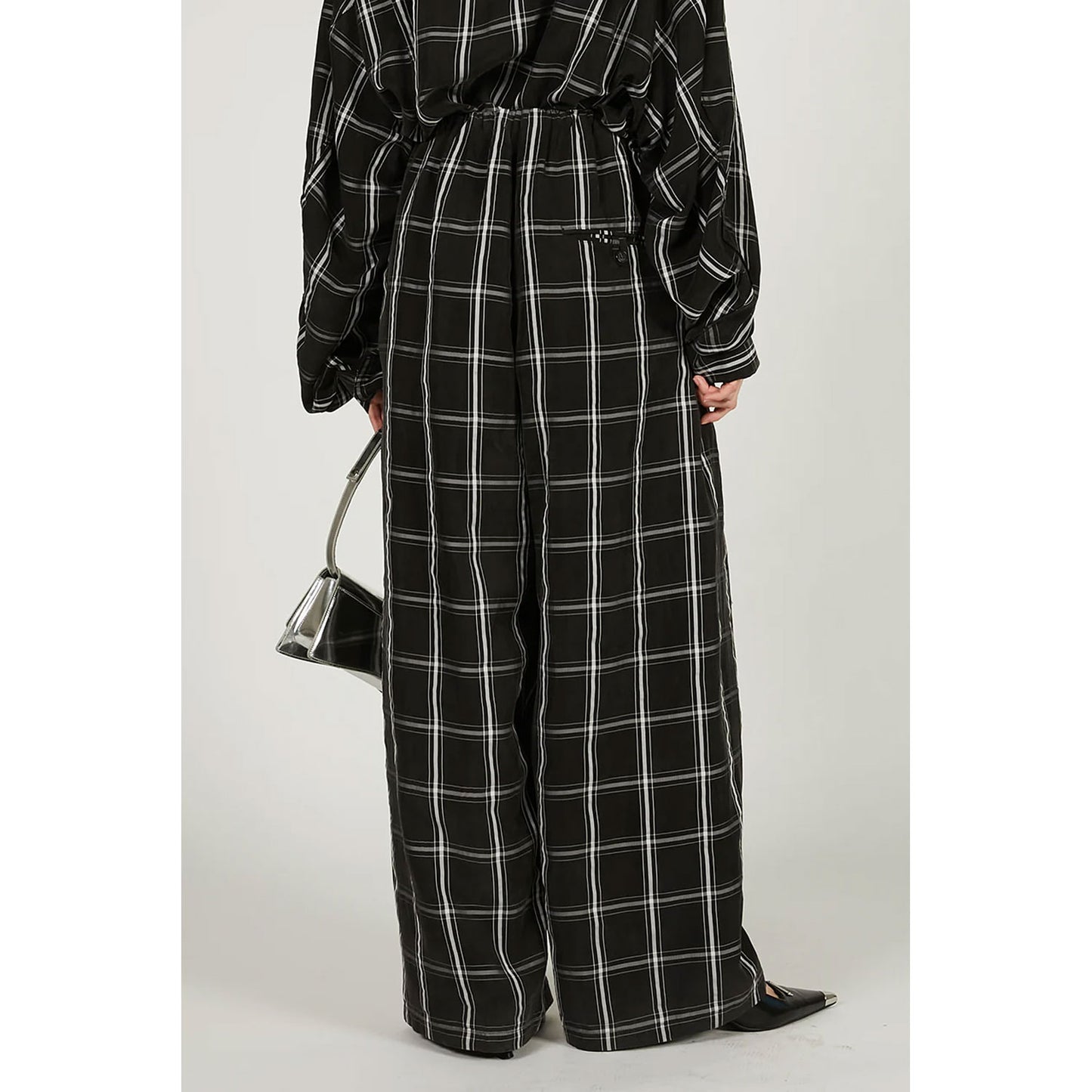 
                  
                    Satin Gathered Balloon Pants-MLTI-
                  
                