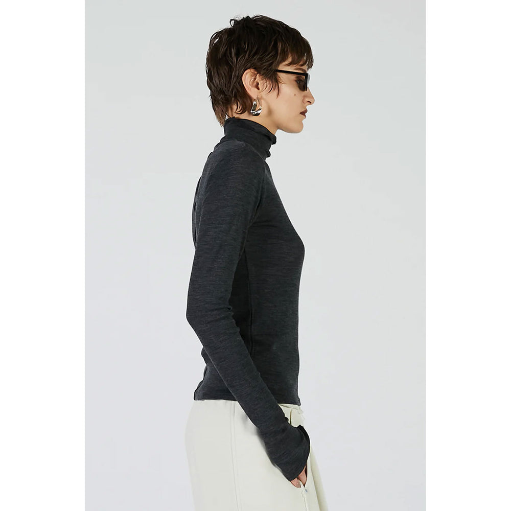 
                  
                    Pure Merino Wool Turtleneck Top -GRAY-
                  
                