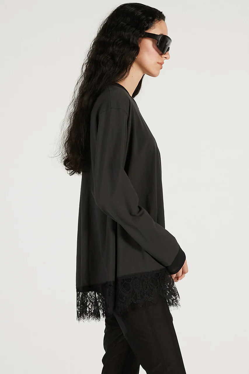 
                  
                    Asymmetrical Hem Lace Top-C.GRAY-
                  
                