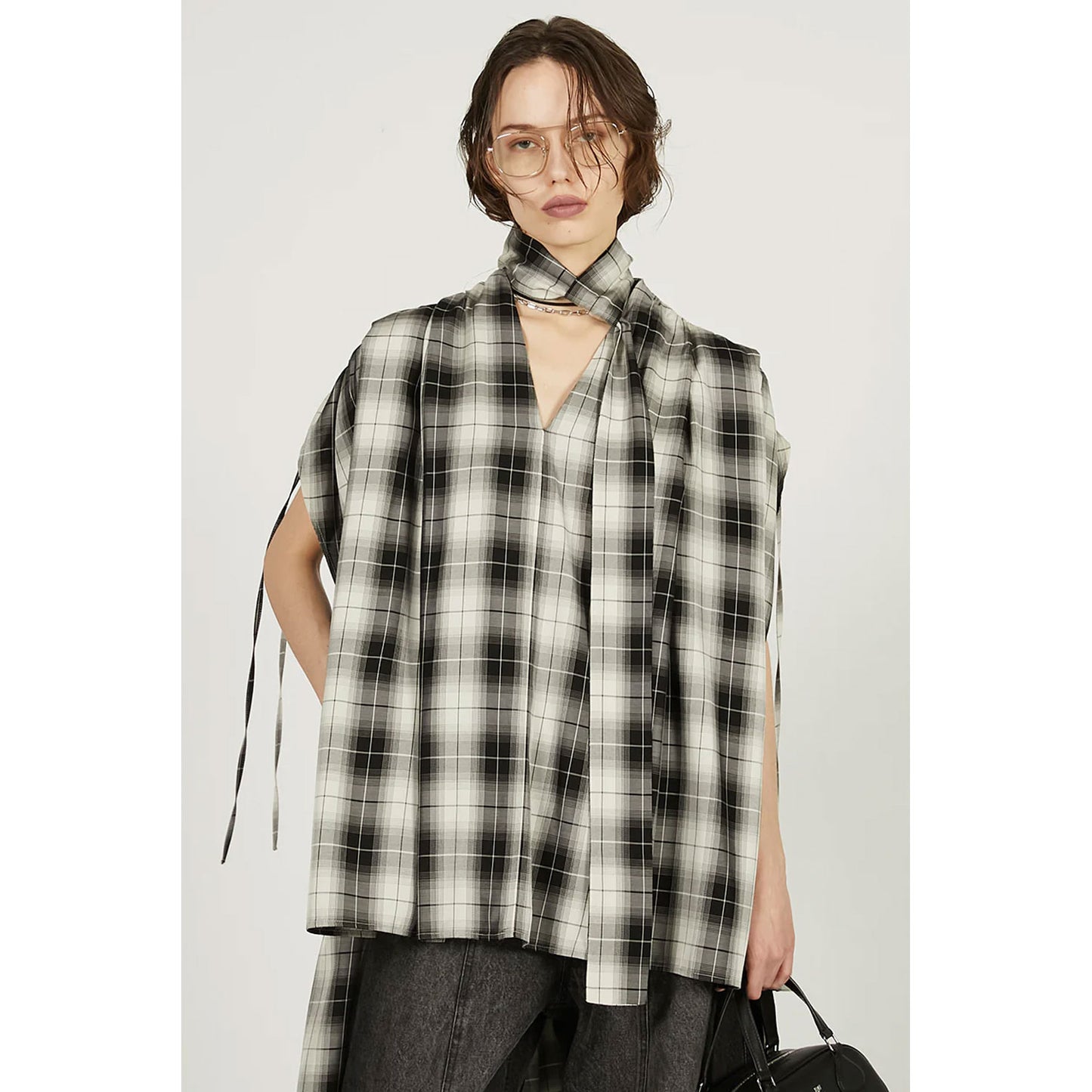 
                  
                    Scarf Neck Blouse-MLTI-
                  
                