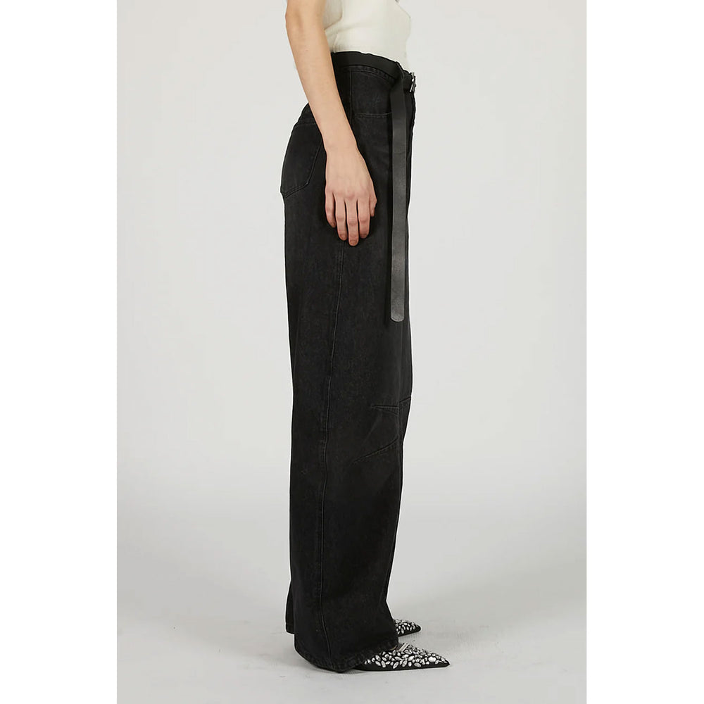 
                  
                    Curve Cocoon Denim-BLACK-
                  
                