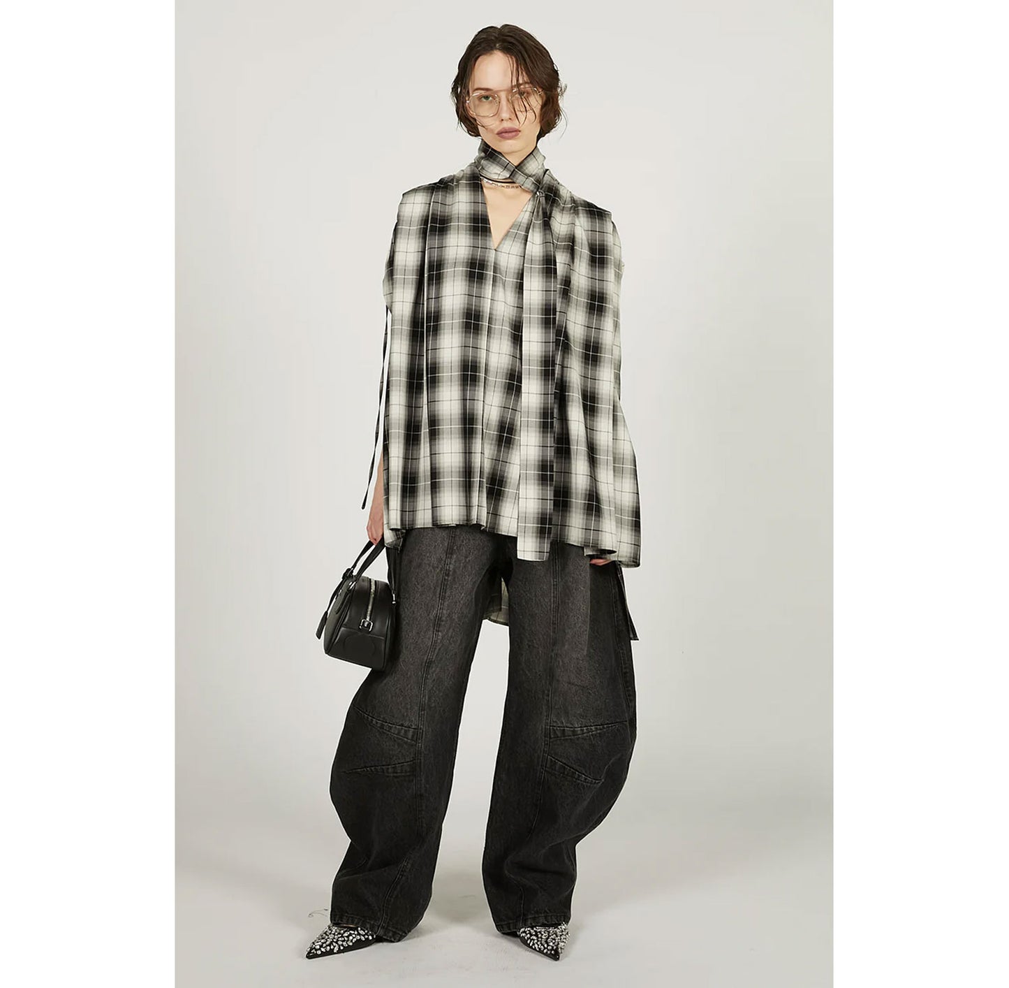 
                  
                    Scarf Neck Blouse-MLTI-
                  
                