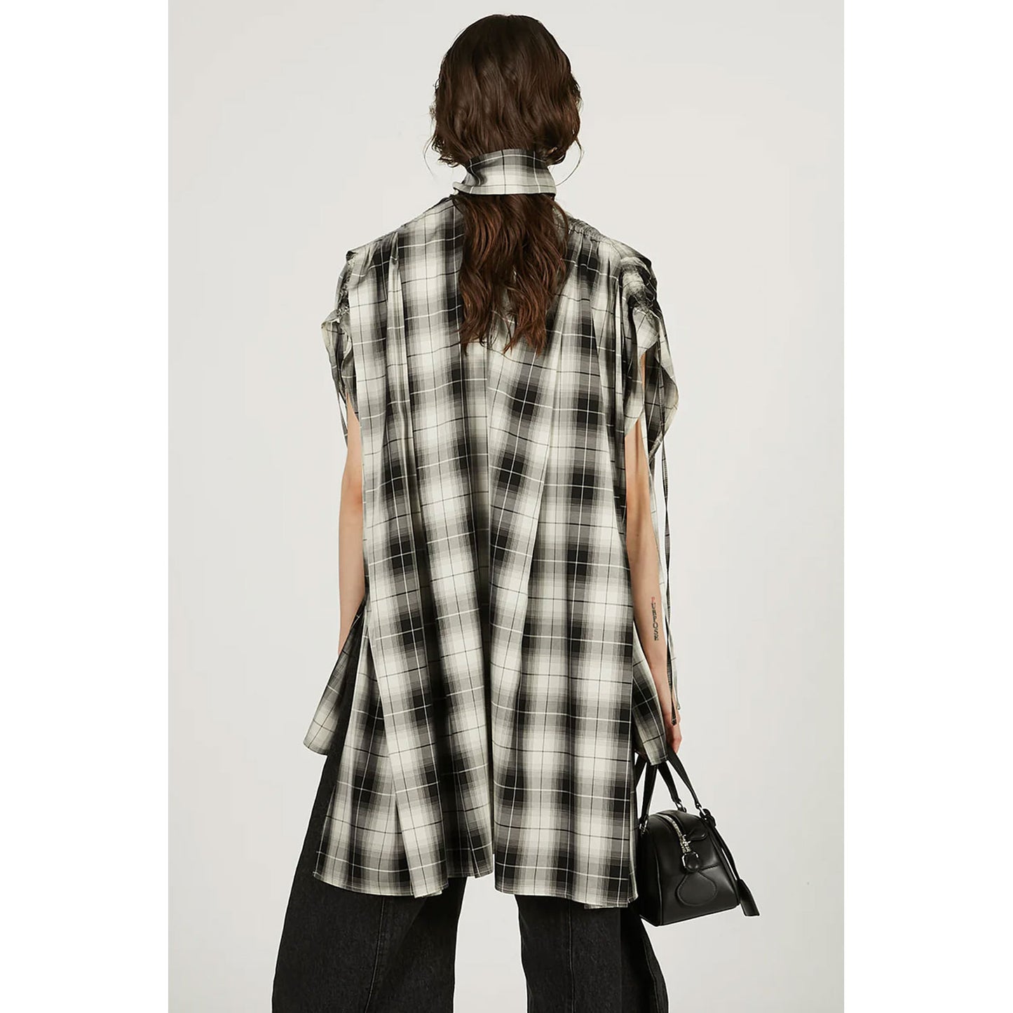 
                  
                    Scarf Neck Blouse-MLTI-
                  
                