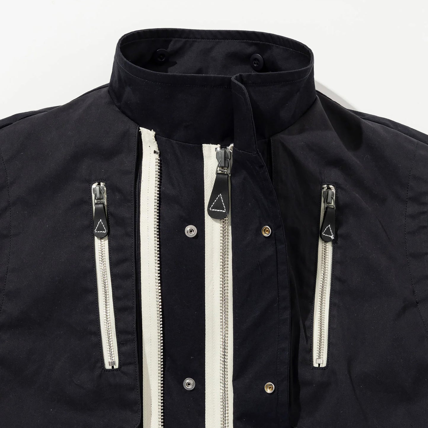 
                  
                    COAT TYPE P-001
                  
                