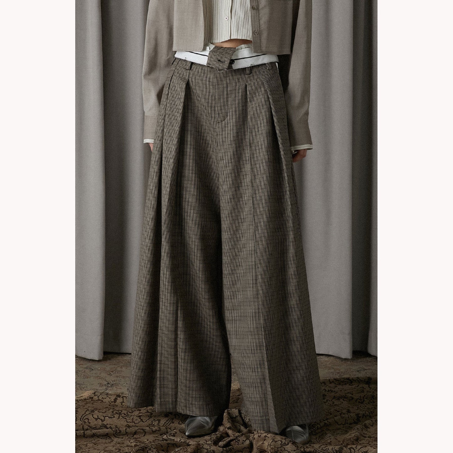 
                  
                    Super High Waist Pants-BEIGE-
                  
                