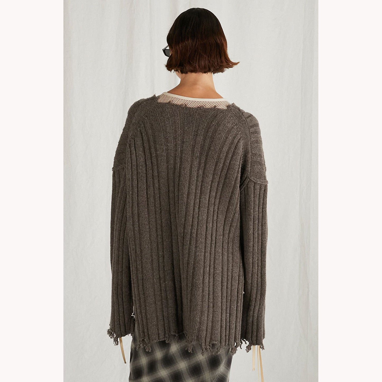 
                  
                    Plunge Neck Knit-GRAY-
                  
                