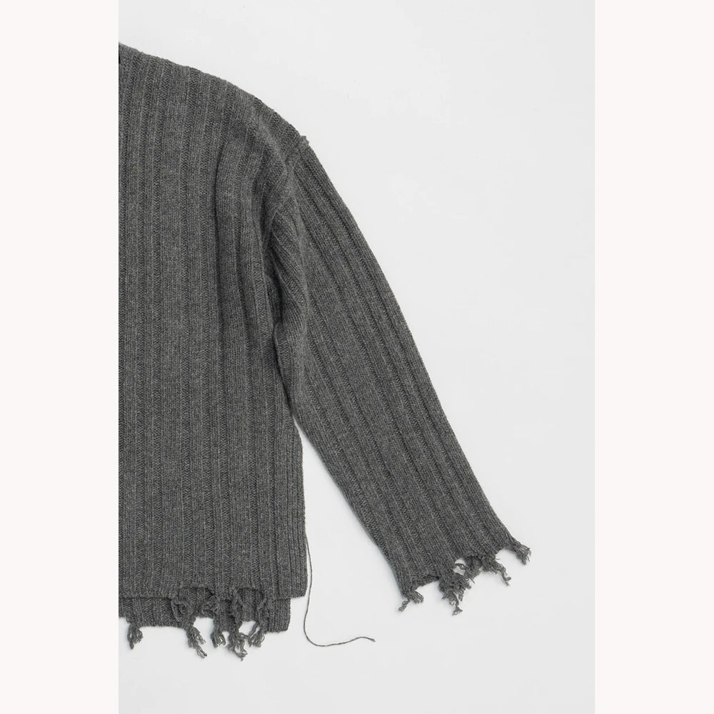 
                  
                    Plunge Neck Knit-GRAY-
                  
                