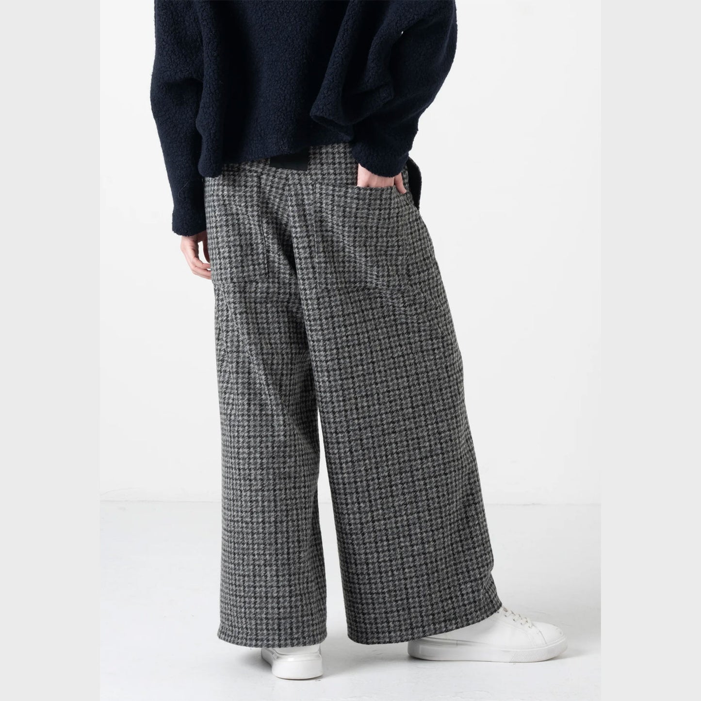 
                  
                    GENEVA WIDELEG TROUSERS
                  
                