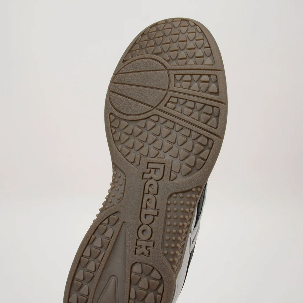 
                  
                    HAMMER STREET-MAT SILVER-
                  
                