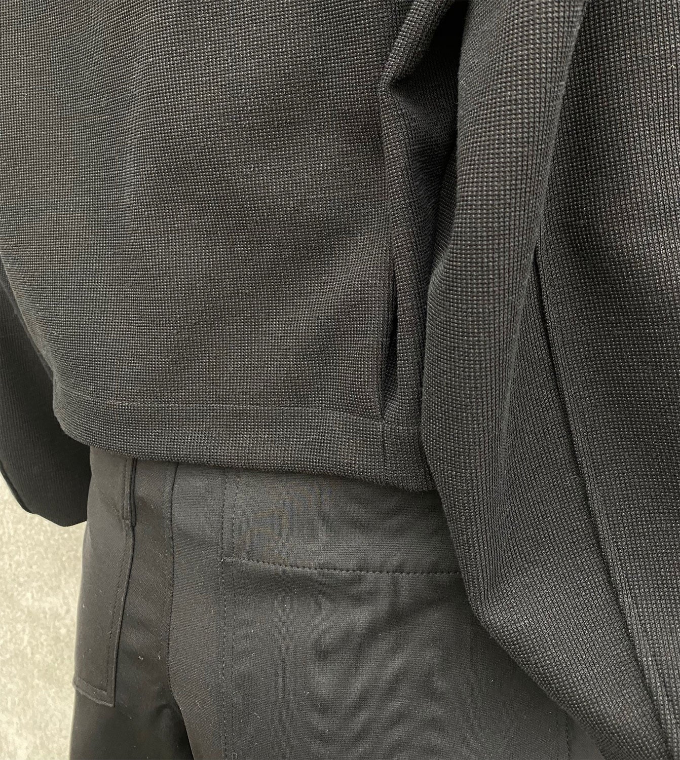 
                  
                    RERACS COTTON RAMIE PEARL KNIT ZIP UP PULLOVER SHORT PARKA -BLACK-
                  
                