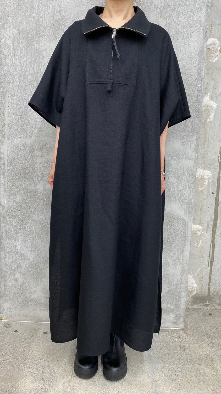 
                  
                    RERACS LINEN/SILK HOPSACK-BLACK-
                  
                