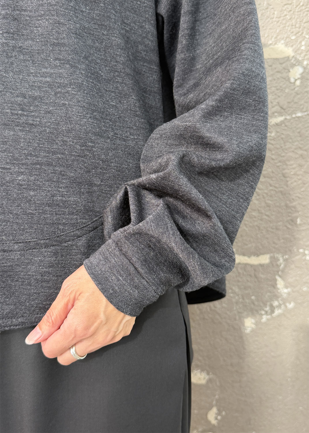 
                  
                    RERACS A-LINE SHORT RAGLAN SWEAT
                  
                