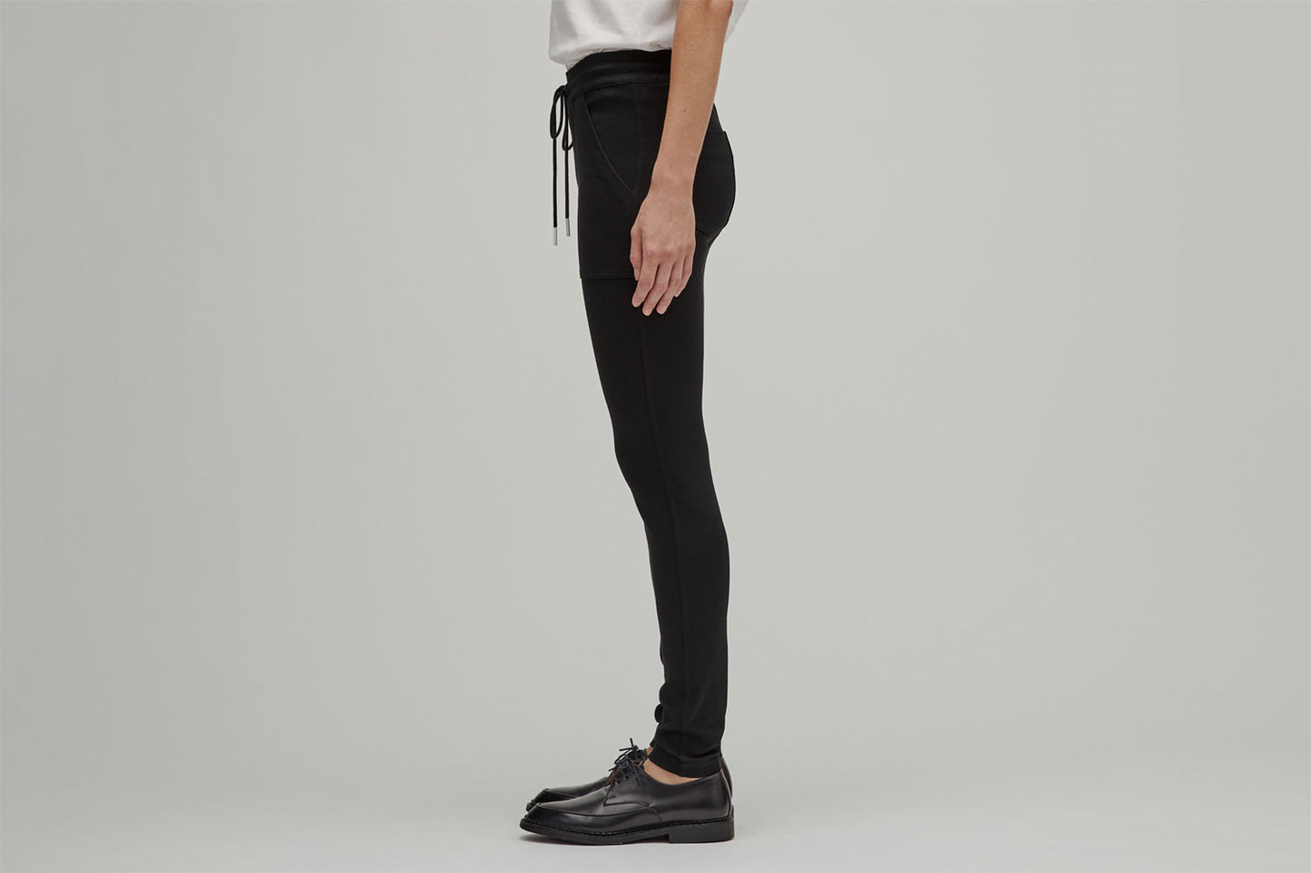 
                  
                    RERACS VISCOSE/NYLON STRETCH PONTE THE BAKER PANTS SLIM
                  
                