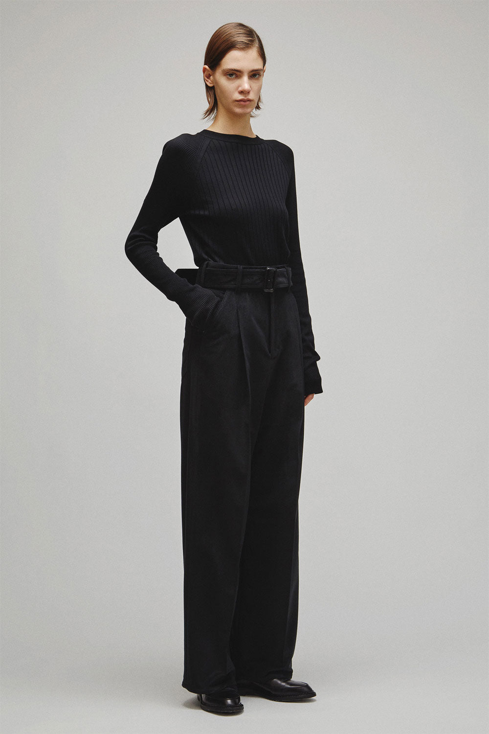 
                  
                    RERACS HEAT STORAGE CORDUROY THE BELTED WIDE 5POCKET PANTS
                  
                