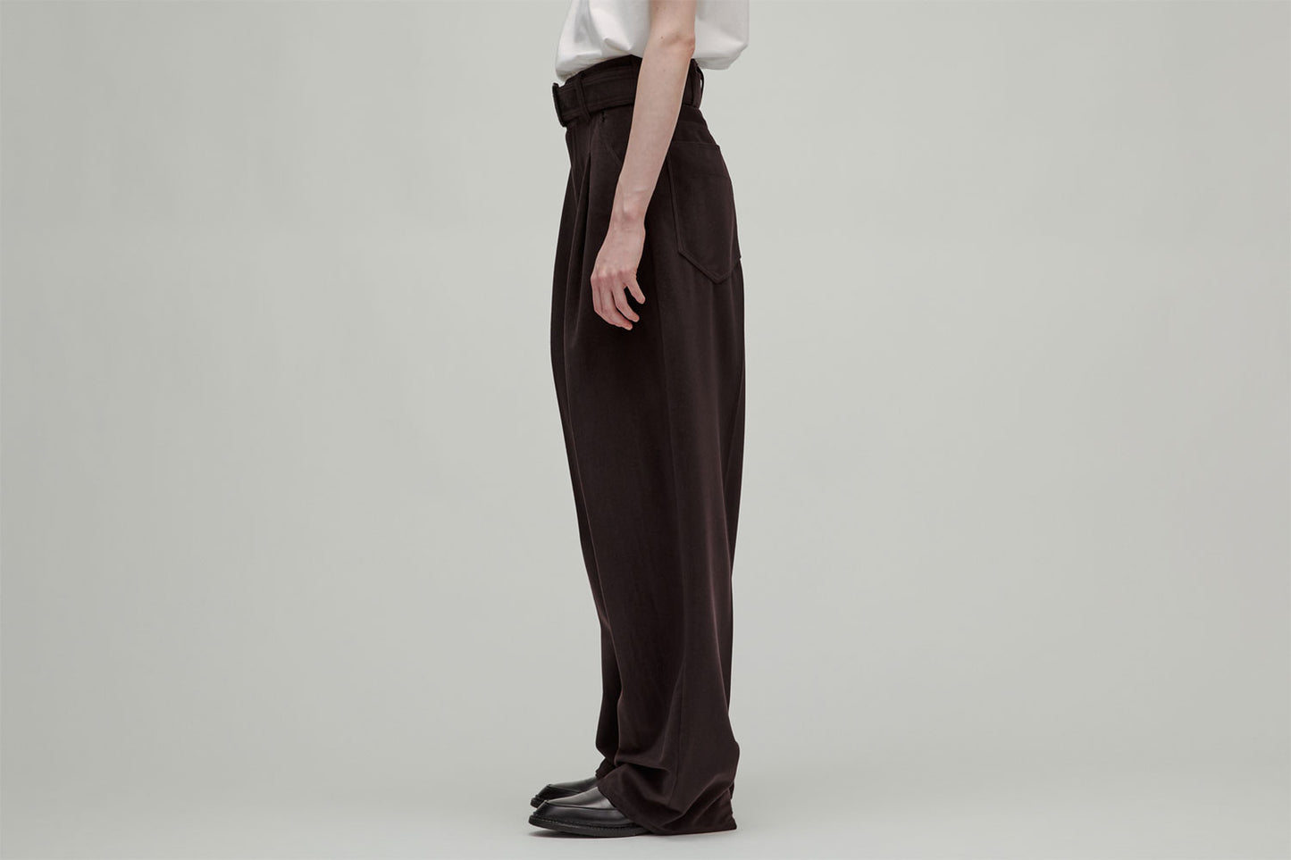 
                  
                    RERACS HEAT STORAGE CORDUROY THE BELTED WIDE 5POCKET PANTS
                  
                