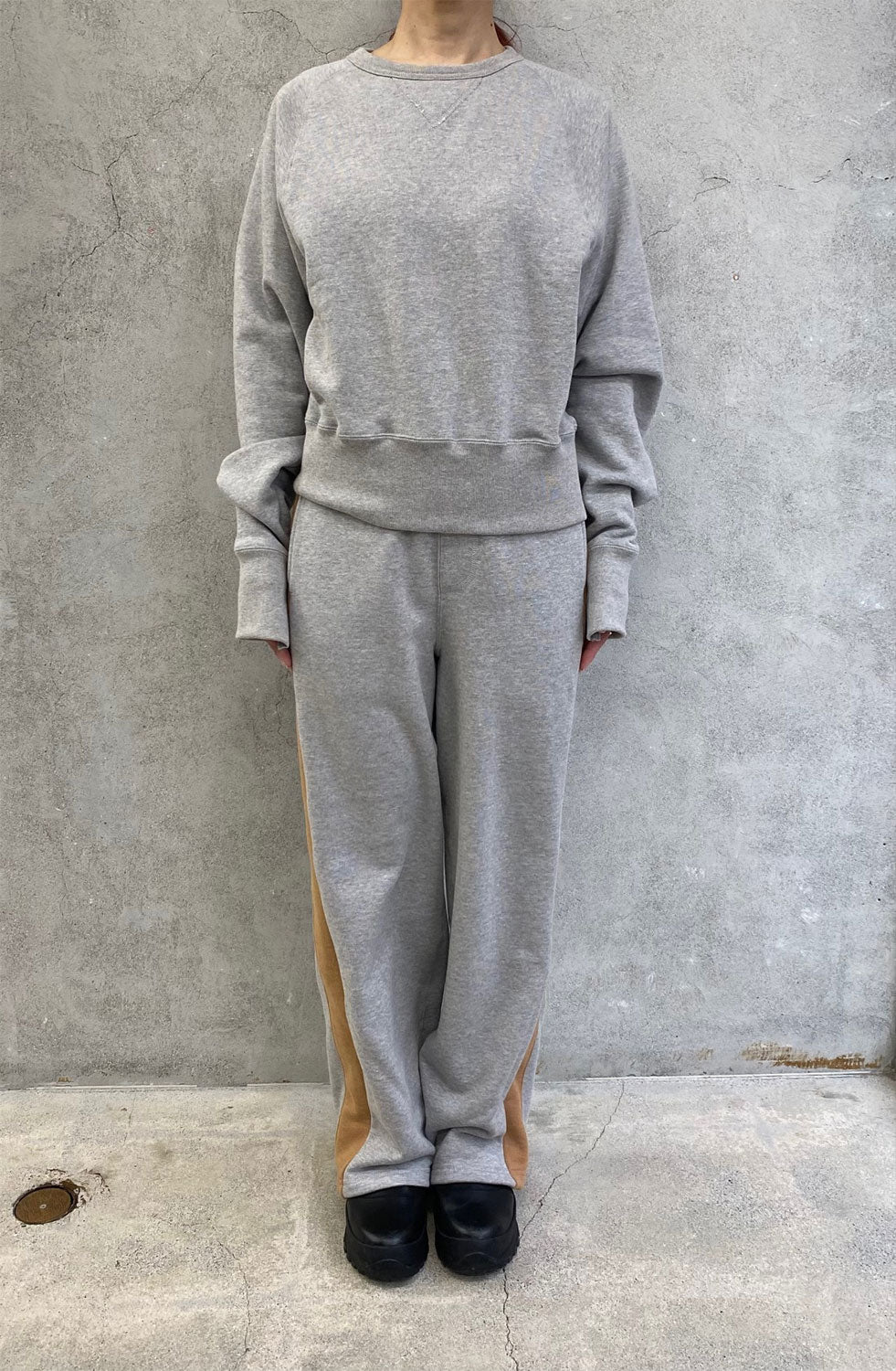 
                  
                    SLIT SLEEVE SWEAT-TAKESUMI GREY-
                  
                