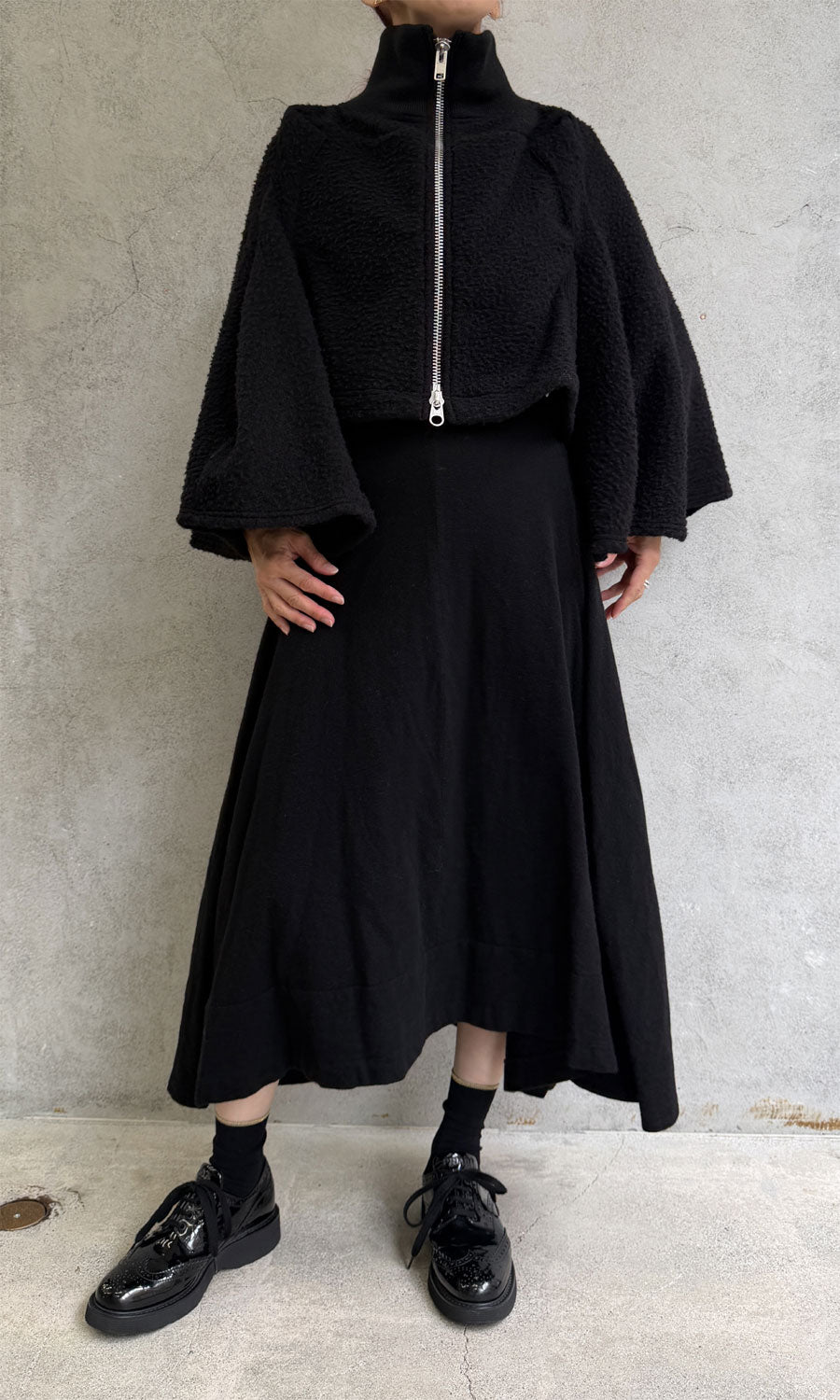 
                  
                    Fleece Flared-sleeve Short Jacket
                  
                