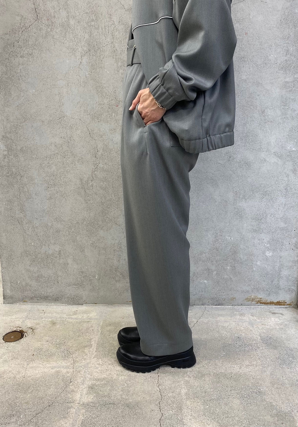
                  
                    MANCHESTER PANTS-GREY GREEN-
                  
                