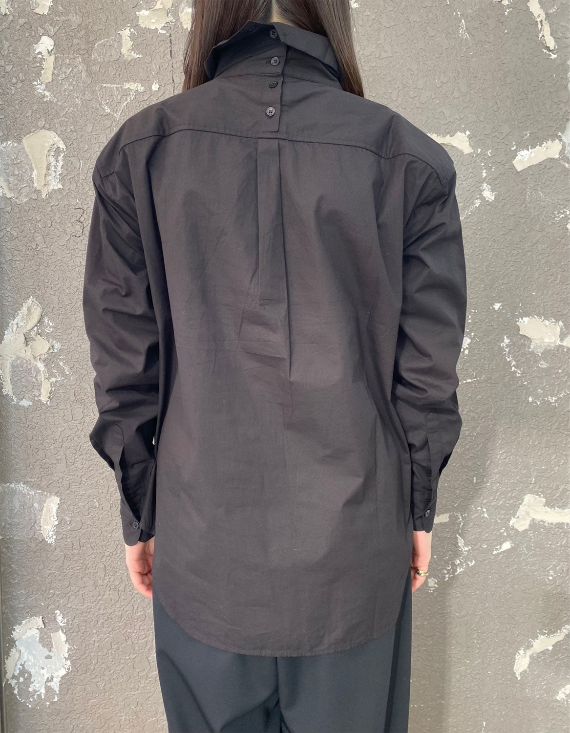 
                  
                    FENCING SHIRTS -BLACK-
                  
                